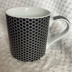 Konitz geometric honeycomb look pattern coffee mug cup